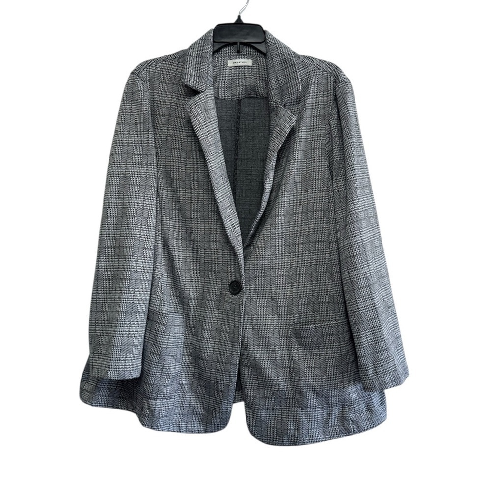 Max Studio Women’s Gray Houndstooth Blazer
